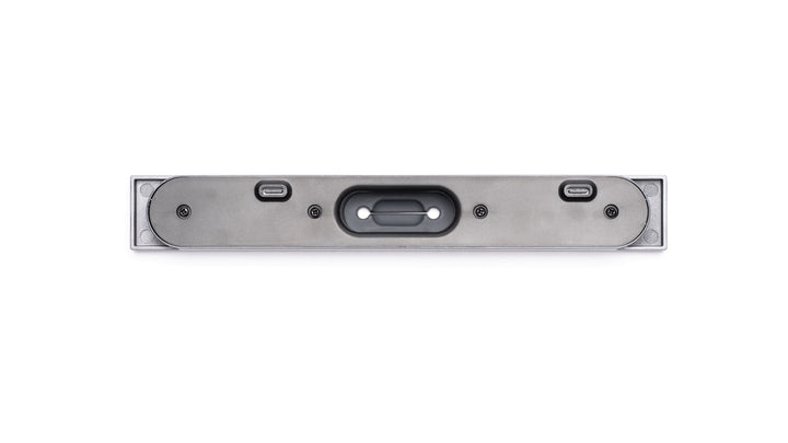 USB-hub Tesla Model 3/Y:n keskikonsoliin.-1
